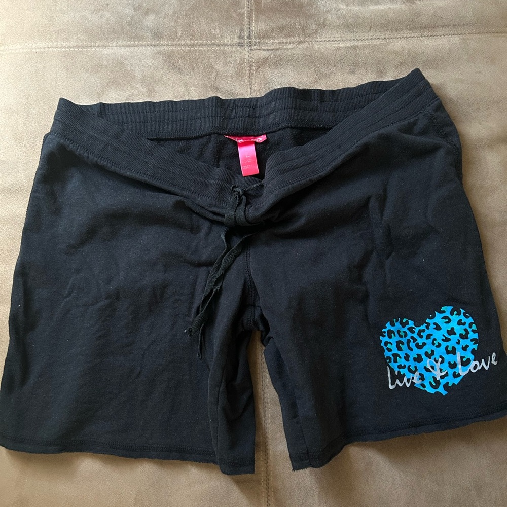 Women’s leopard heart comfy shorts